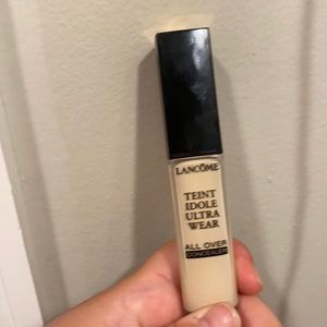 Lancôme teint idole ultra wear concealer